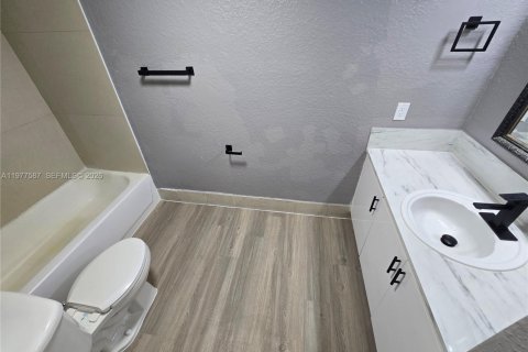 Купить кондоминиум в Майами, Флорида 2 спальни, 90.12м2, № 2042503 - фото 18