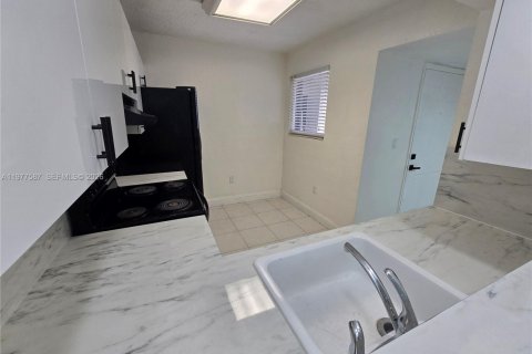 Купить кондоминиум в Майами, Флорида 2 спальни, 90.12м2, № 2042503 - фото 6