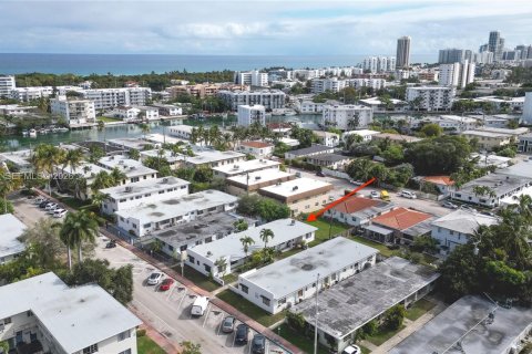 House in Miami Beach, Florida 1 bedroom № 1997339 - photo 18