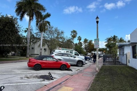 House in Miami Beach, Florida 1 bedroom № 1997339 - photo 4