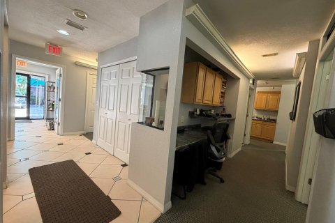 Commercial property in Longwood, Florida 300.07 sq.m. № 2367140 - photo 10