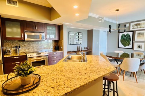 Condo in Aventura, Florida, 3 bedrooms  № 2004937 - photo 11
