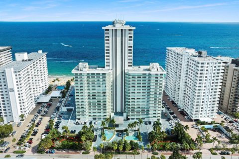 Condo in Fort Lauderdale, Florida, 2 bedrooms № 2249446 - photo 29