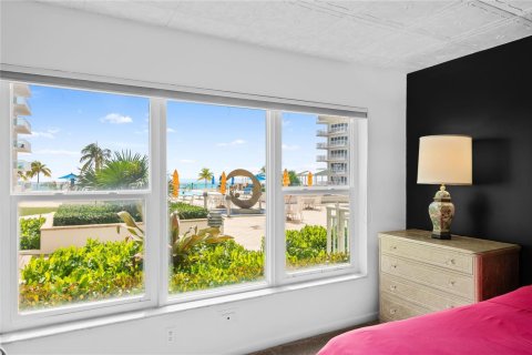 Condo in Fort Lauderdale, Florida, 2 bedrooms № 2249446 - photo 17