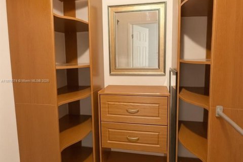 Снять в аренду кондоминиум в Санни-Айлс-Бич, Флорида 2 спальни, 101.64м2, № 1922242 - фото 12