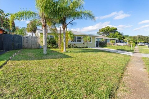 House in Ormond Beach, Florida 3 bedrooms, 113.71 sq.m. № 2302824 - photo 7