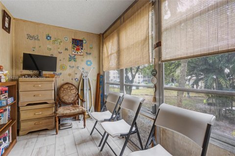 Copropriété à vendre à Lauderdale Lakes, Floride: 2 chambres, 89.19 m2 № 2040686 - photo 27