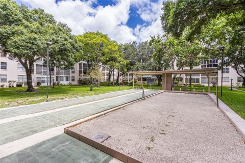 Copropriété à vendre à Lauderdale Lakes, Floride: 2 chambres, 89.19 m2 № 2040686 - photo 6