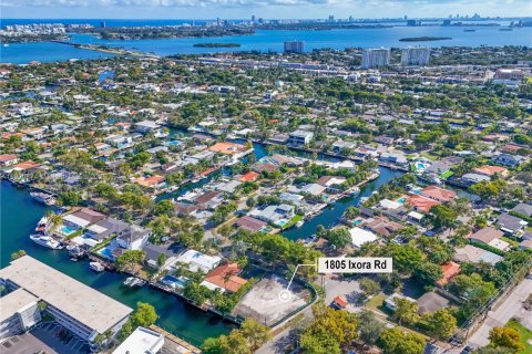 Terrain à vendre à North Miami, Floride № 1975179 - photo 4