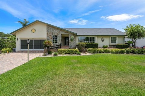 Casa en venta en Homosassa, Florida, 3 dormitorios, 162.3 m2 № 1550858 - foto 1