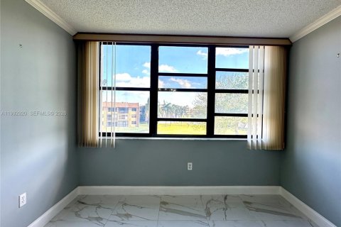 Condominio en venta en Sunrise, Florida, 2 dormitorios, 103.12 m2 № 2154681 - foto 28