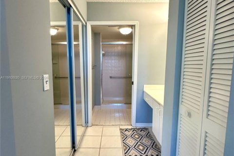 Condominio en venta en Sunrise, Florida, 2 dormitorios, 103.12 m2 № 2154681 - foto 20
