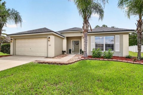 House in Ocala, Florida 3 bedrooms, 159.23 sq.m. № 2351870