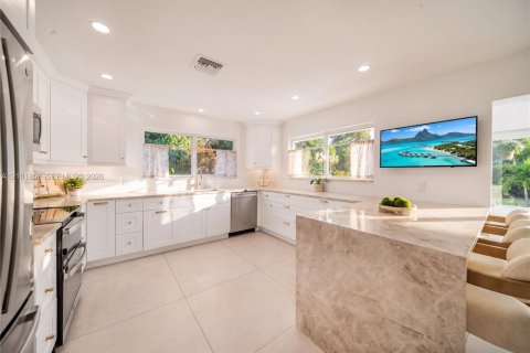 Villa ou maison à vendre à Plantation, Floride: 4 chambres, 177.81 m2 № 2407768 - photo 2