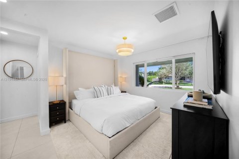 Villa ou maison à vendre à Plantation, Floride: 4 chambres, 177.81 m2 № 2407768 - photo 14