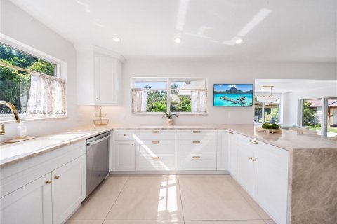 Villa ou maison à vendre à Plantation, Floride: 4 chambres, 177.81 m2 № 2407768 - photo 3
