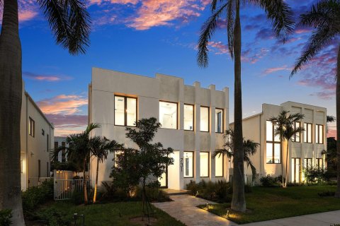 Villa ou maison à vendre à Delray Beach, Floride: 4 chambres, 336.58 m2 № 2426364 - photo 3