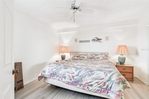 Condominio en venta en Redington Shores, Florida, 2 dormitorios, 108.23 m2 № 1900423 - foto 26