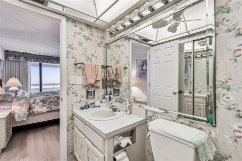 Condominio en venta en Redington Shores, Florida, 2 dormitorios, 108.23 m2 № 1900423 - foto 25
