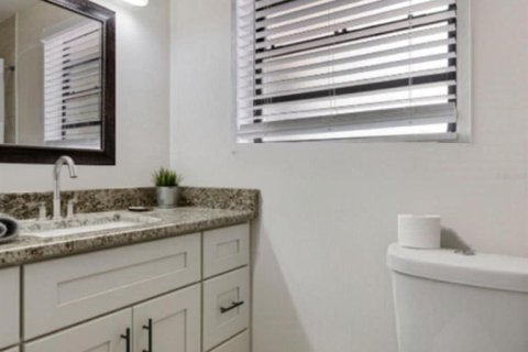 Casa en venta en Cocoa, Florida, 3 dormitorios, 136.85 m2 № 2231885 - foto 3
