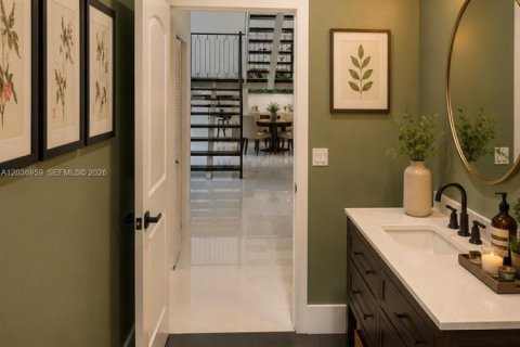 Casa en venta en Miami, Florida, 6 dormitorios, 343.55 m2 № 2189396 - foto 21
