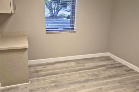 Immobilier commercial à vendre à St. Lucie, Floride № 2179954 - photo 28