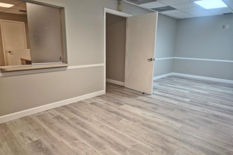 Immobilier commercial à vendre à St. Lucie, Floride № 2179954 - photo 24