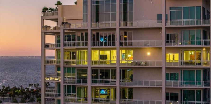 Condo à Sarasota, Floride, 3 chambres № 2419030