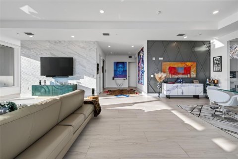 Copropriété à vendre à Sarasota, Floride: 3 chambres, 341.51 m2 № 2419030 - photo 8