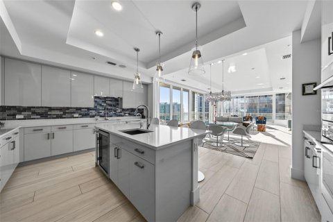 Copropriété à vendre à Sarasota, Floride: 3 chambres, 341.51 m2 № 2419030 - photo 27
