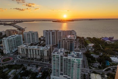 Copropriété à vendre à Sarasota, Floride: 3 chambres, 341.51 m2 № 2419030 - photo 2