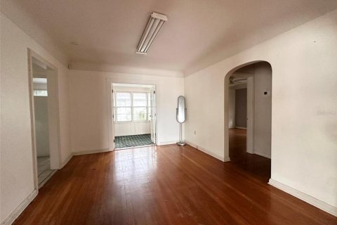 Propiedad comercial en venta en Winter Haven, Florida, 9 dormitorios, 320.14 m2 № 1382348 - foto 16