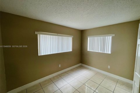 Condominio en venta en Miami, Florida, 3 dormitorios, 96.62 m2 № 2011747 - foto 6