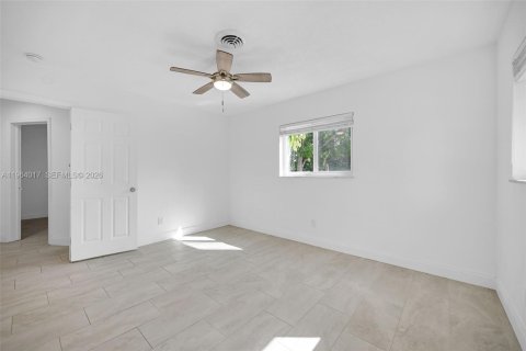 Casa en alquiler en Fort Lauderdale, Florida, 2 dormitorios, 99.41 m2 № 2026011 - foto 18