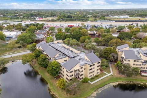 Купить кондоминиум в Майами, Флорида 2 спальни, 125.42м2, № 2001738 - фото 25