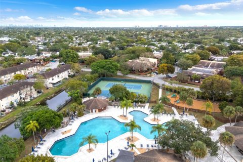 Купить кондоминиум в Майами, Флорида 2 спальни, 125.42м2, № 2001738 - фото 29