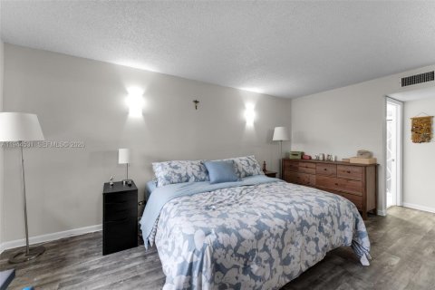 Купить кондоминиум в Майами, Флорида 2 спальни, 125.42м2, № 2001738 - фото 13