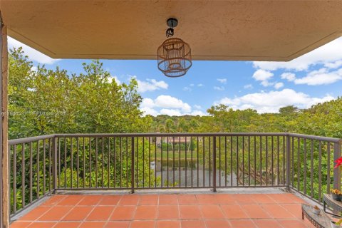 Купить кондоминиум в Майами, Флорида 2 спальни, 125.42м2, № 2001738 - фото 20