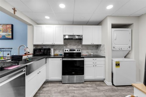 Купить кондоминиум в Майами, Флорида 2 спальни, 125.42м2, № 2001738 - фото 10