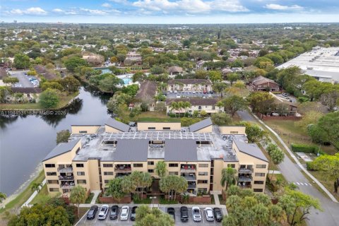 Купить кондоминиум в Майами, Флорида 2 спальни, 125.42м2, № 2001738 - фото 27