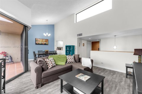 Купить кондоминиум в Майами, Флорида 2 спальни, 125.42м2, № 2001738 - фото 3