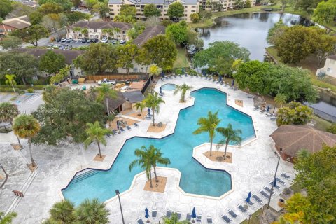 Купить кондоминиум в Майами, Флорида 2 спальни, 125.42м2, № 2001738 - фото 30