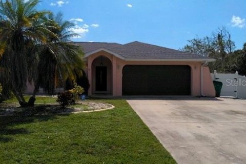 Villa ou maison à vendre à Port Charlotte, Floride: 4 chambres, 168.52 m2 № 1392798 - photo 3