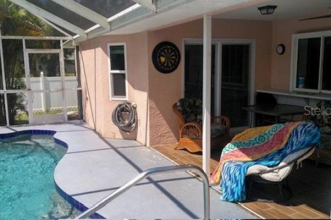 Villa ou maison à vendre à Port Charlotte, Floride: 4 chambres, 168.52 m2 № 1392798 - photo 10