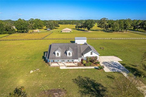 House in Lake City, Florida 4 bedrooms, 263.1 sq.m. № 2133866 - photo 2