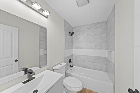 House in Lake City, Florida 4 bedrooms, 263.1 sq.m. № 2133866 - photo 28