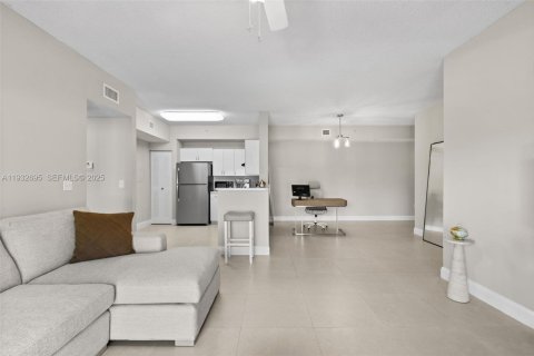 Condo in Davie, Florida, 2 bedrooms  № 1991592 - photo 8
