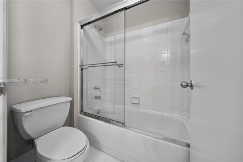 Condo in Davie, Florida, 2 bedrooms  № 1991592 - photo 5