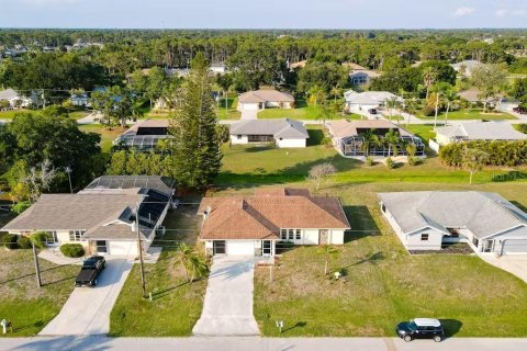 Casa en venta en Rotonda, Florida, 2 dormitorios, 163.42 m2 № 1910697 - foto 29