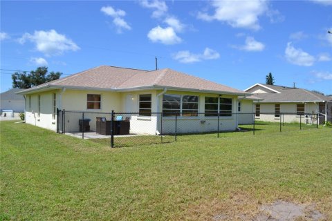 Casa en venta en Rotonda, Florida, 2 dormitorios, 163.42 m2 № 1910697 - foto 28
